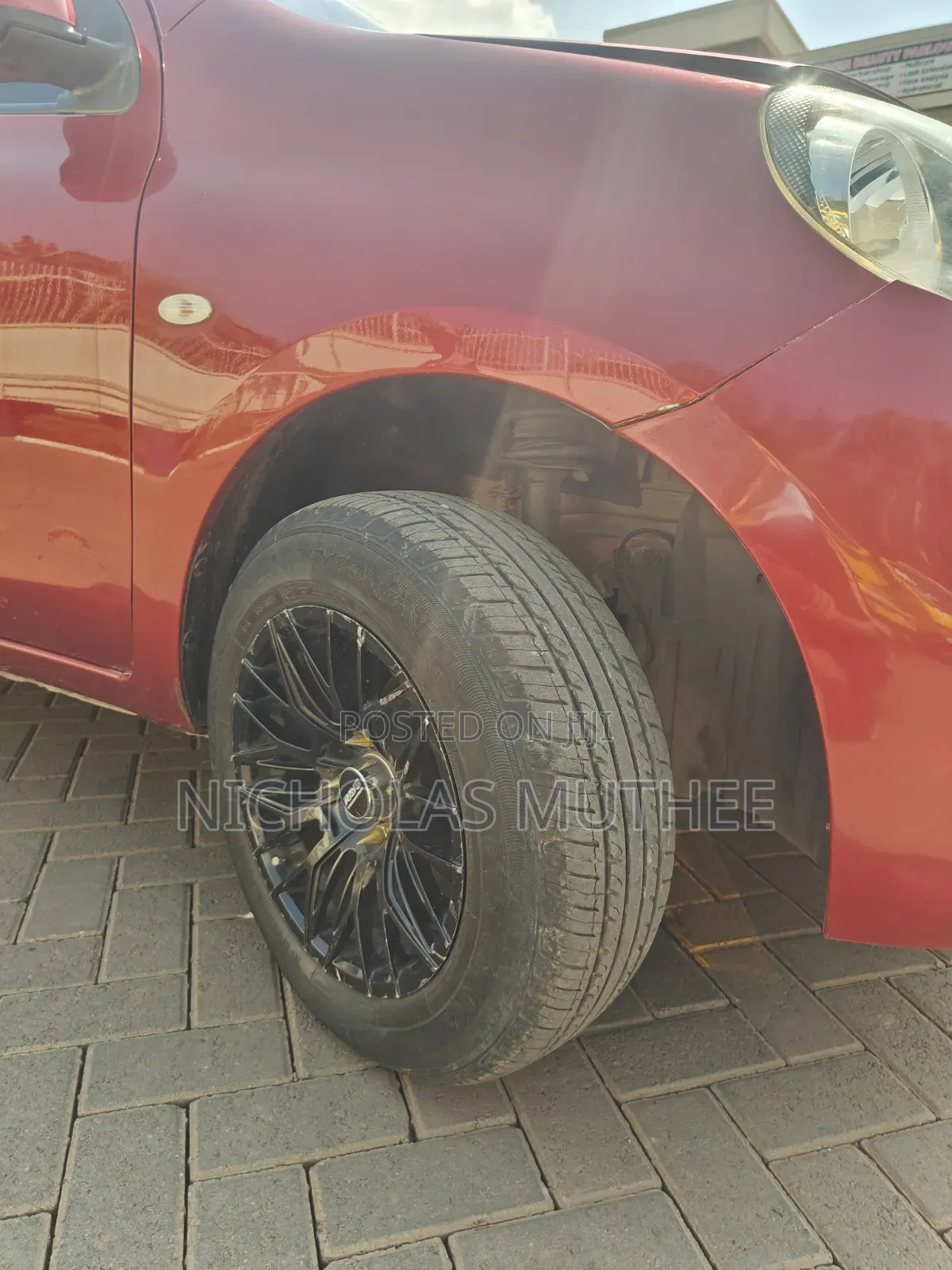 Nissan March 2016 Red