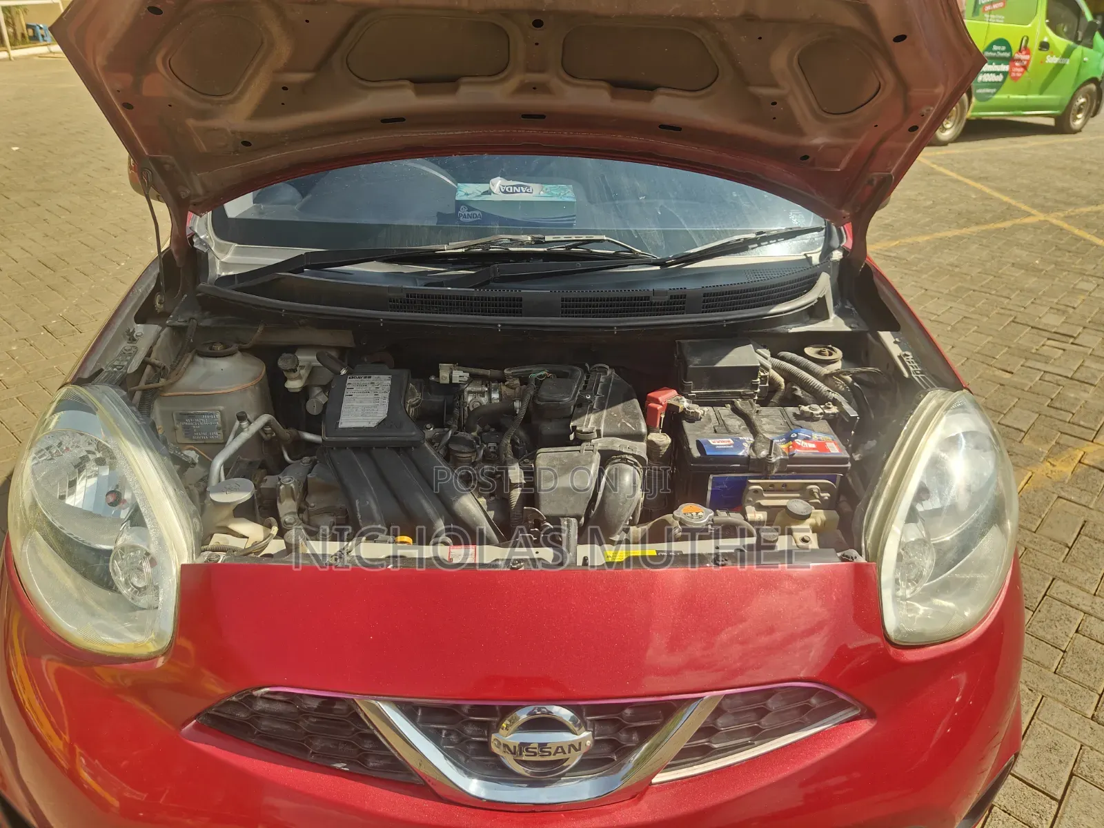 Nissan March 2016 Red