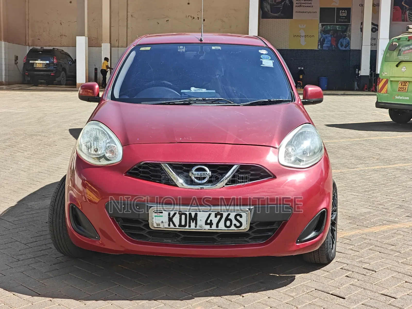 Nissan March 2016 Red