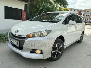 Toyota Wish 2012 White