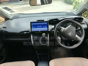 Toyota Wish 2012 White