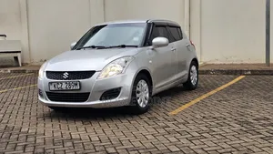 Suzuki Swift 2013 White