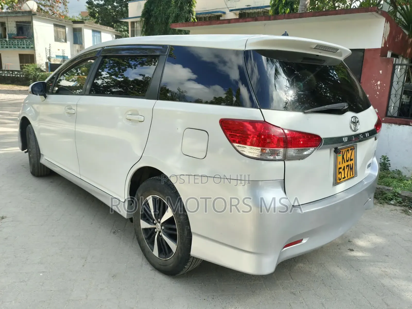 Toyota Wish 2012 White