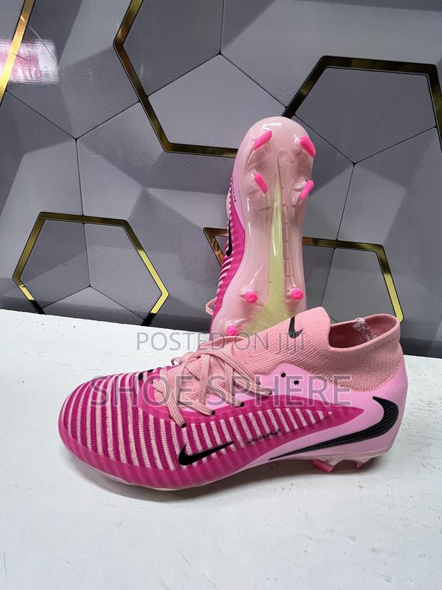 Phantom Football Boots - thumbnail 2