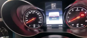 Mercedes-Benz GLC-Class GLC250 Sport Utility 4-Door (2.0L, 4cyl Turbo)