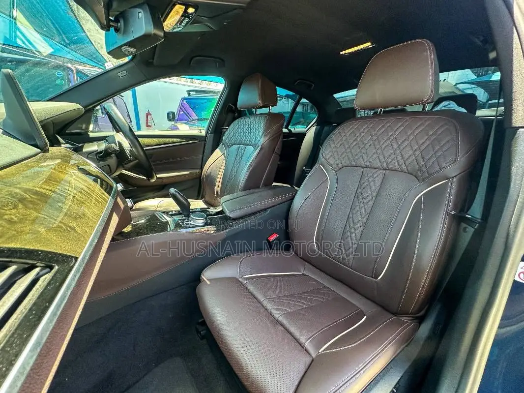 BMW 530i 2021 Blue