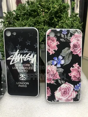 Image Displays a Pair of Stylish Phone Cases iPhone 7