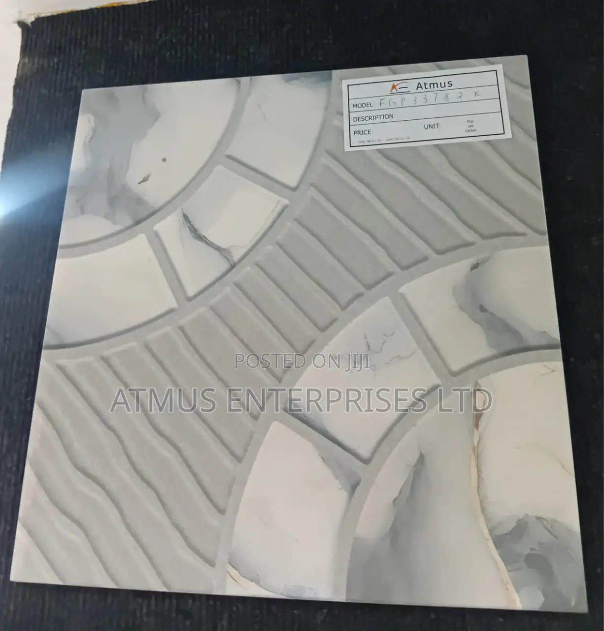Twyford FGP33782K Tile
