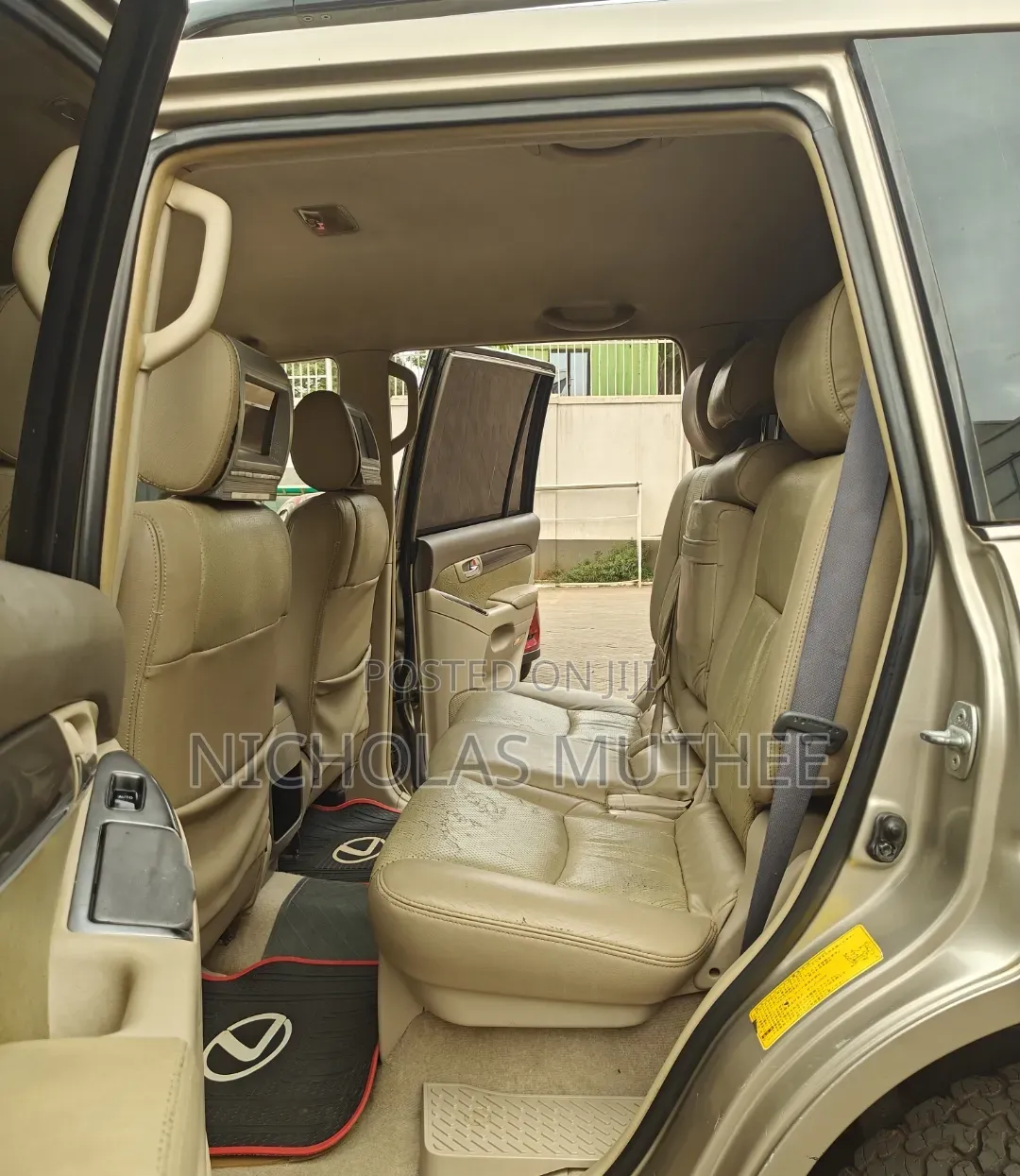 Toyota Land Cruiser Prado 2005 Gold