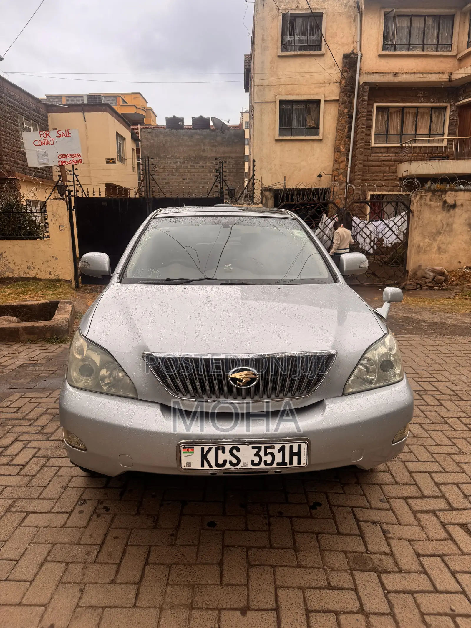 Toyota Harrier 2011 Silver