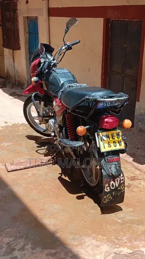 TVS HLX Plus ES 2021 Red