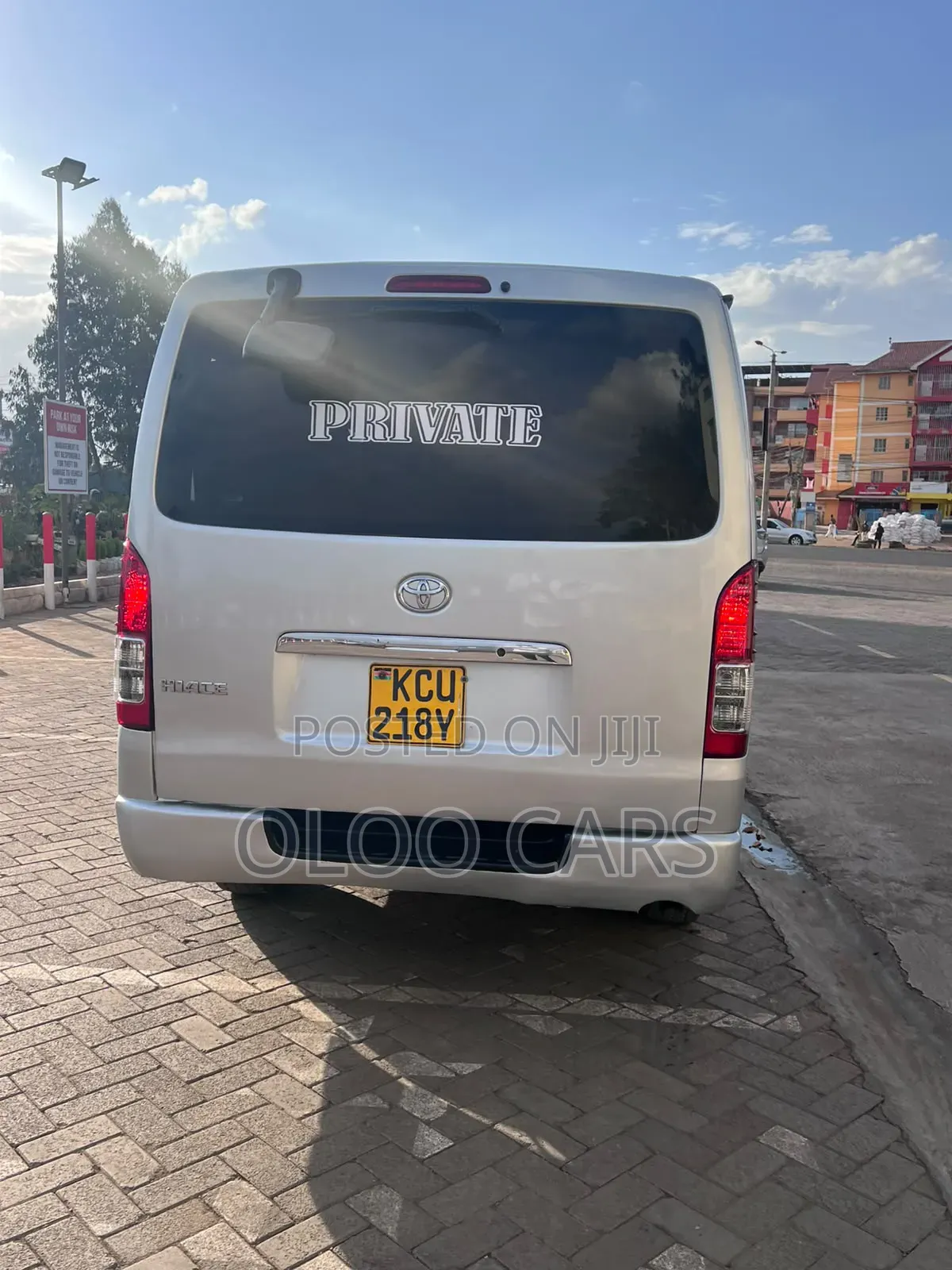 Toyota HiAce 2013 Silver