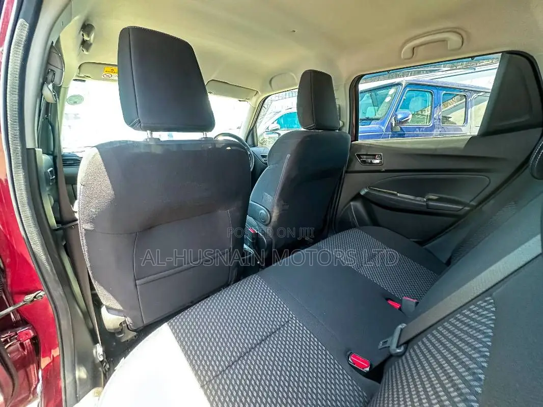 Suzuki Swift 2019 Red