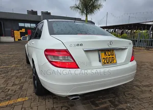Mercedes-Benz C200 2012 White