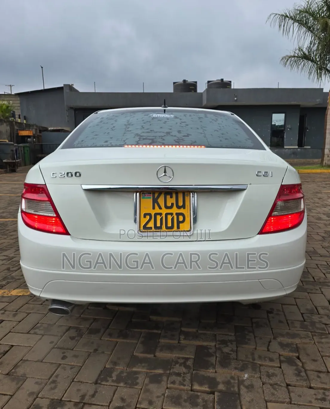 Mercedes-Benz C200 2012 White
