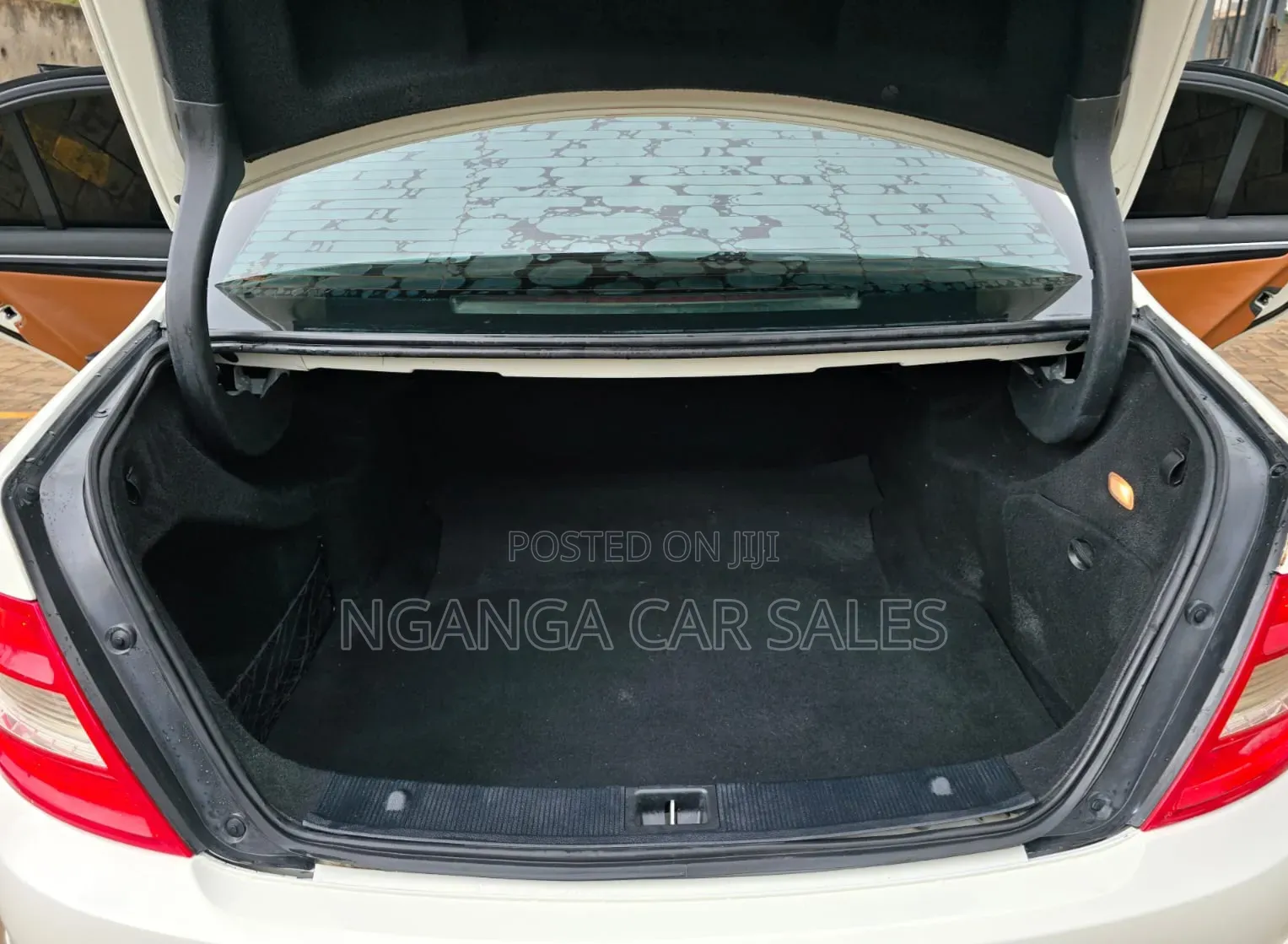 Mercedes-Benz C200 2012 White