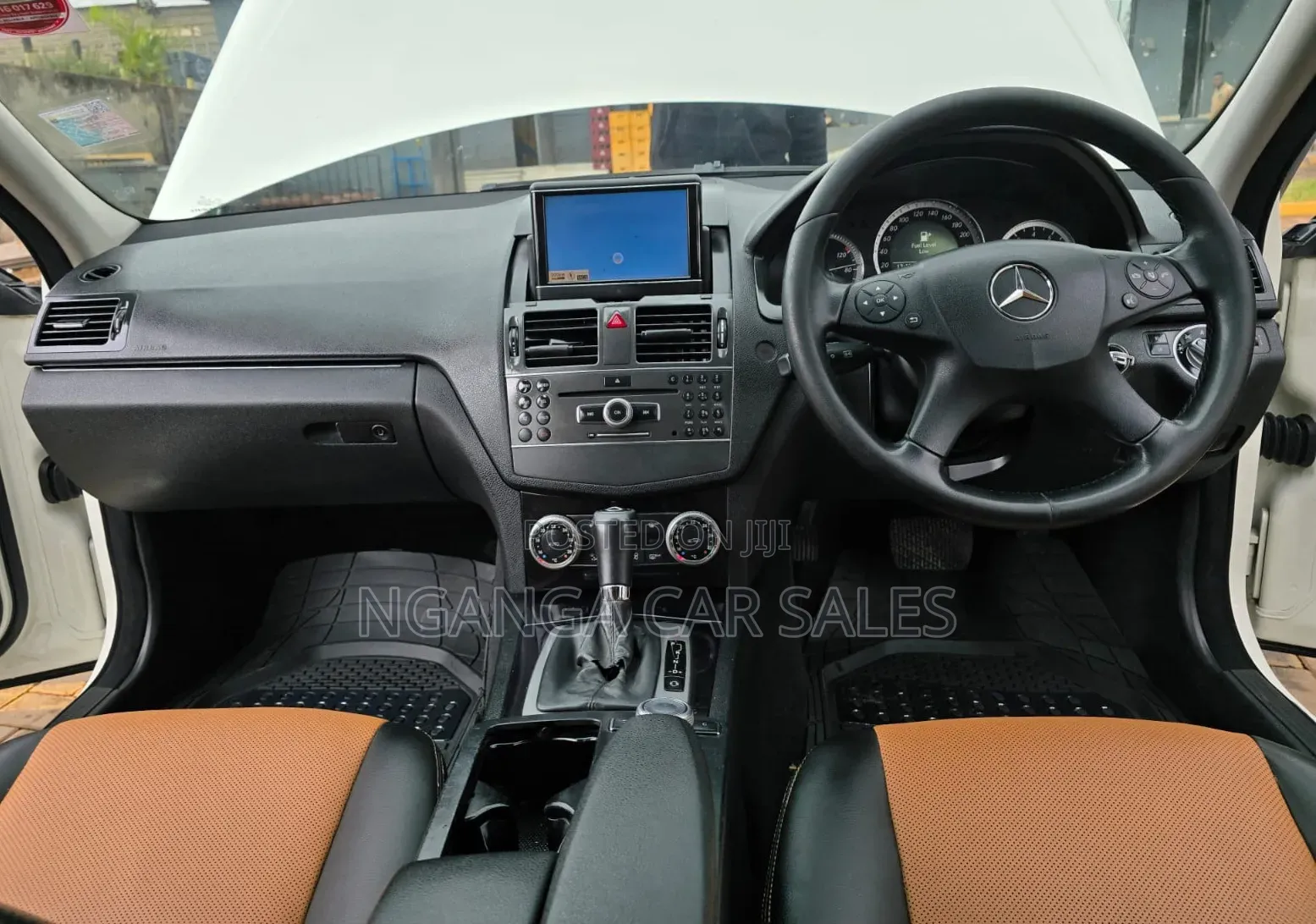 Mercedes-Benz C200 2012 White