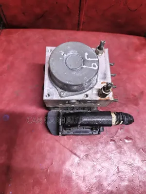 Abs Pump Toyota Yaris 2012