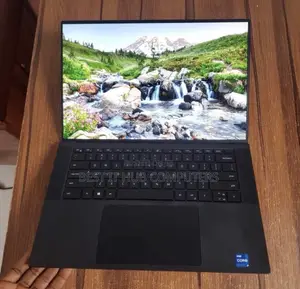 Laptop Dell Latitude 9510 8GB Intel Core i7 SSD 256GB