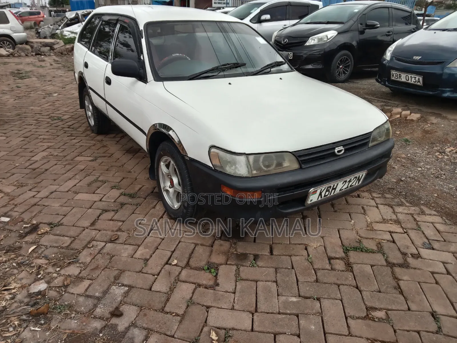 Toyota Vitz 2004 White