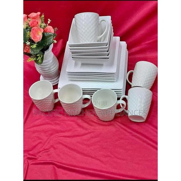 24pc Square Dinner Set - main view