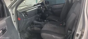 Toyota Hilux 2.4 Diesel 2020 Silver
