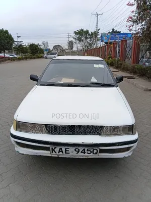Toyota Corolla 2001 White