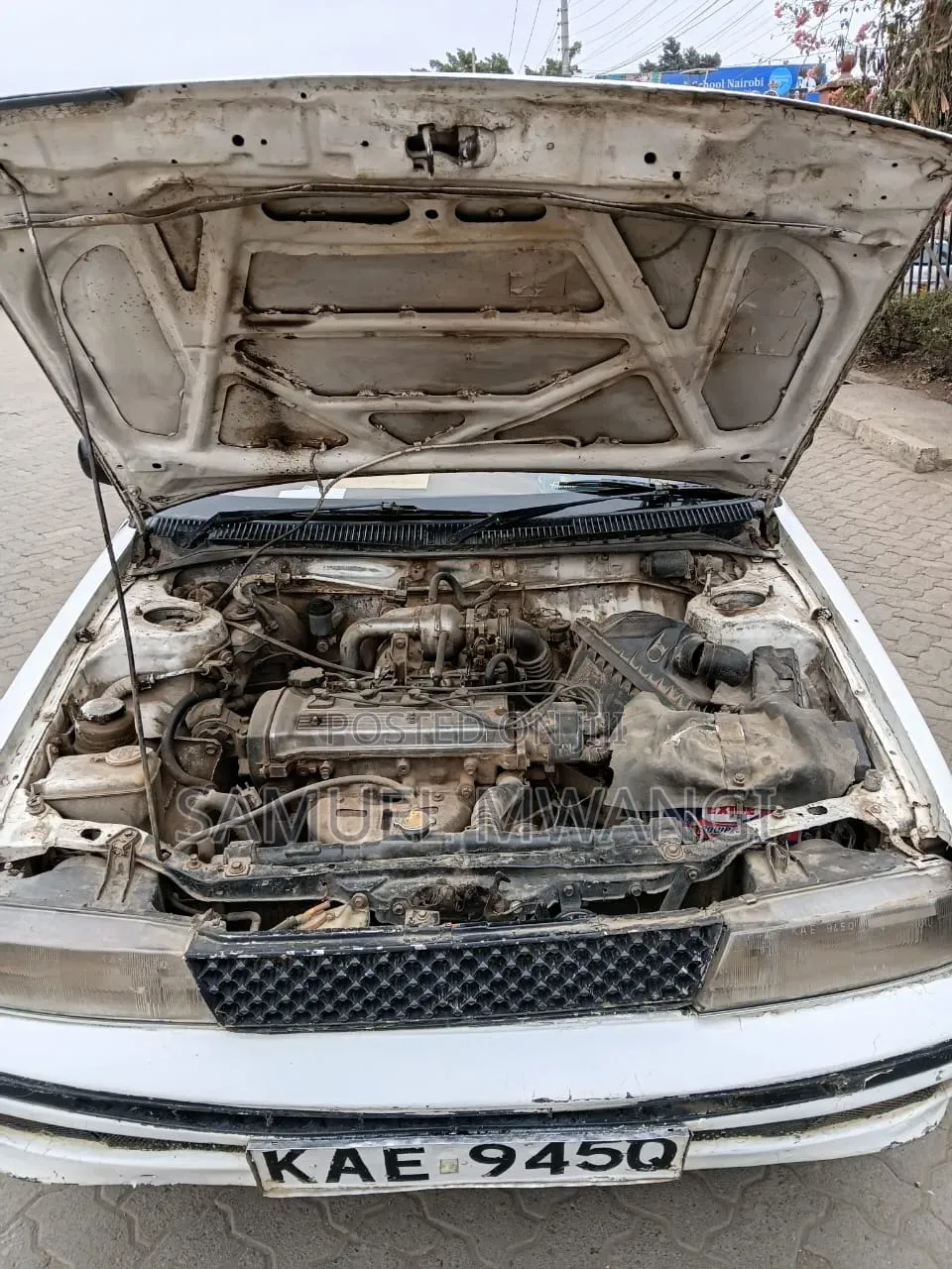 Toyota Corolla 2001 White