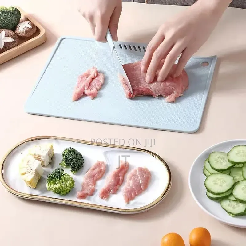 Anti-Slip Fruit Cutting Board and Knife Set