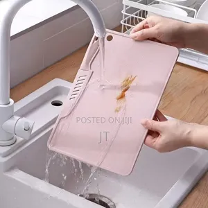 Anti-Slip Fruit Cutting Board and Knife Set