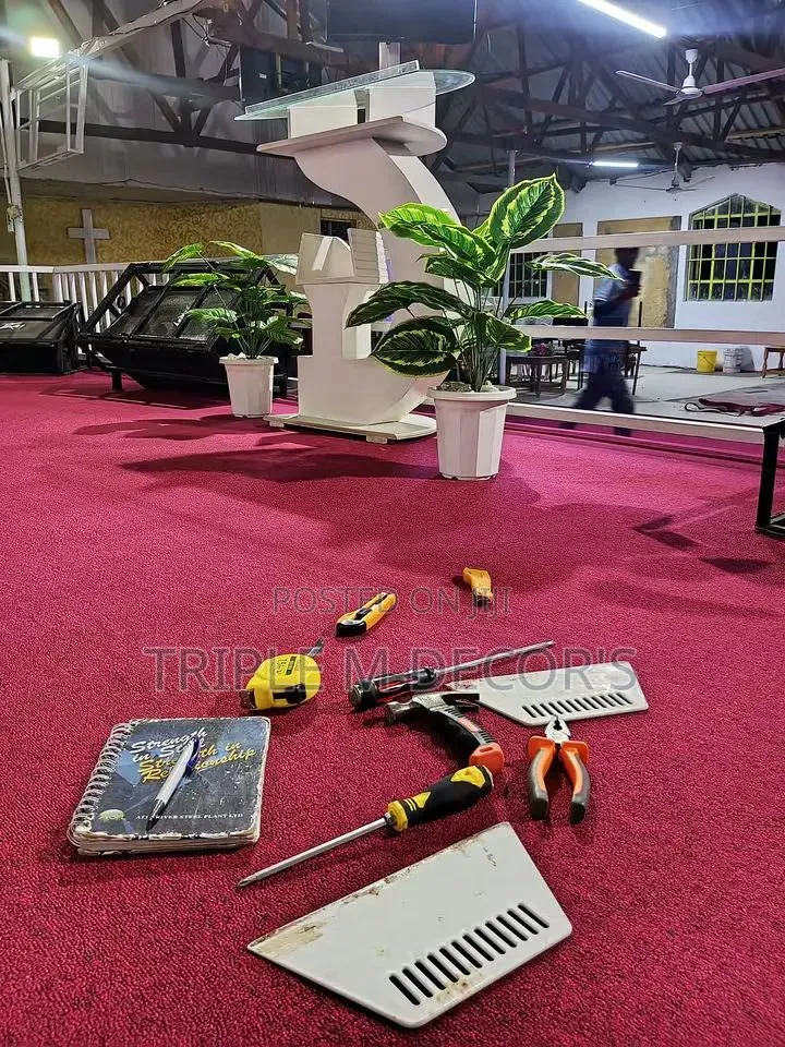 Premium Wall to Wall 4mm Delta Carpet for Church Auditorium