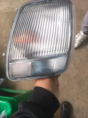 Toyota TownAce Old Model Corner Lamp / Turn Signal Indicator Light
