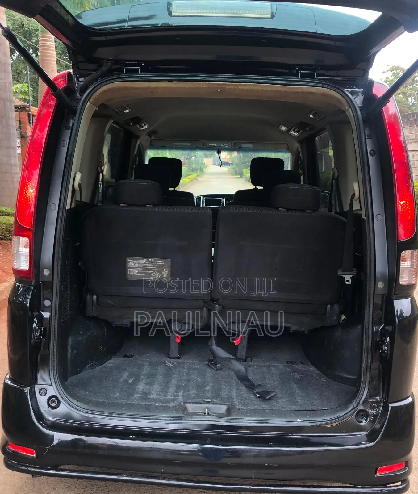Nissan Serena 2009