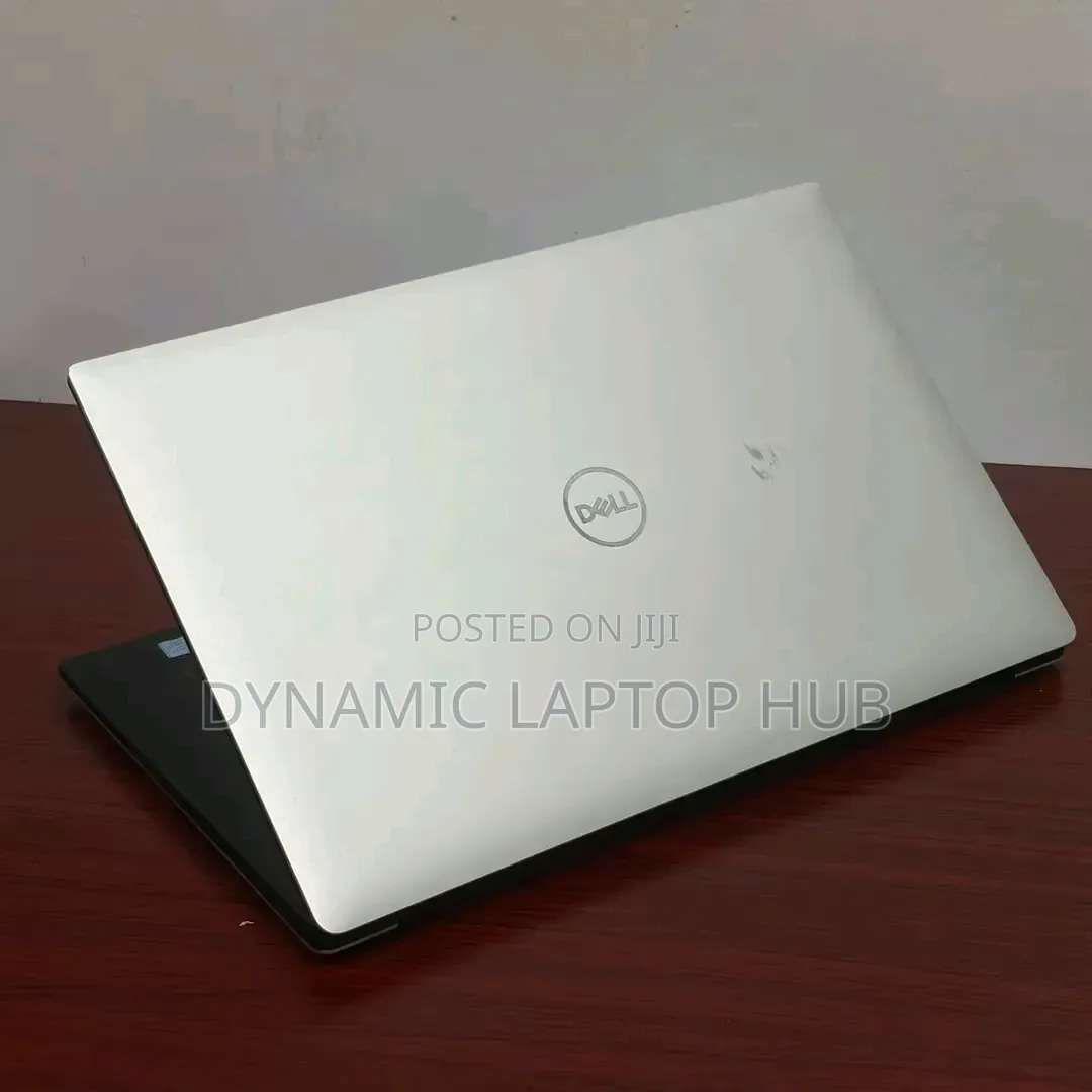 Laptop Dell XPS 15 7590 32GB Intel Core i9 SSD 512GB
