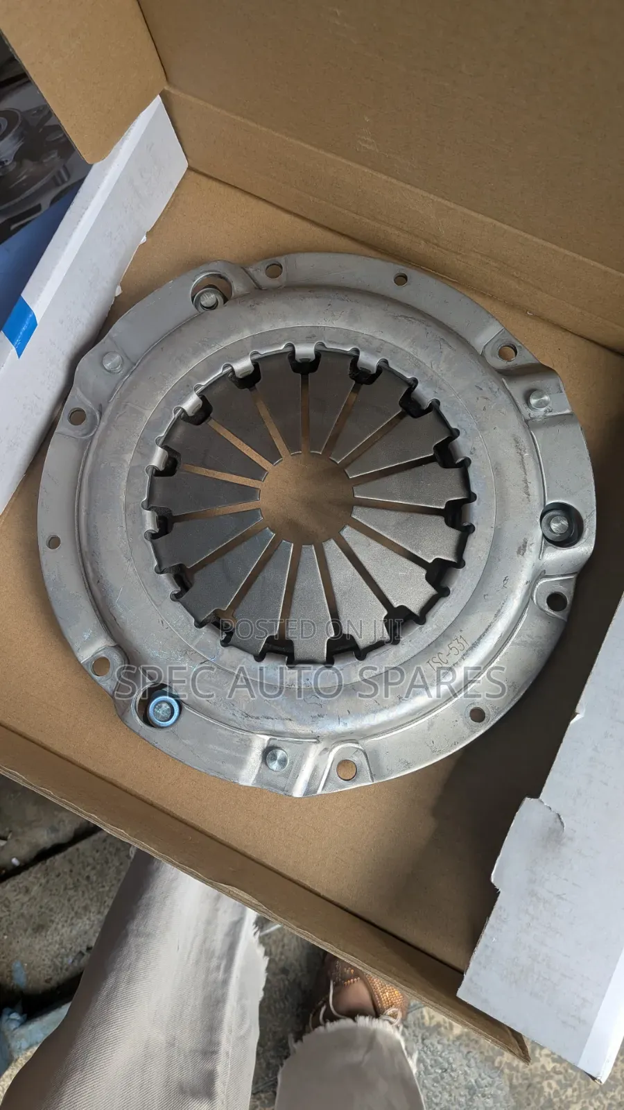 Pressure Clutch Plate and Release Bearing D Max 4JJ1 2wd
