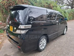 Toyota Vellfire 2010 Black