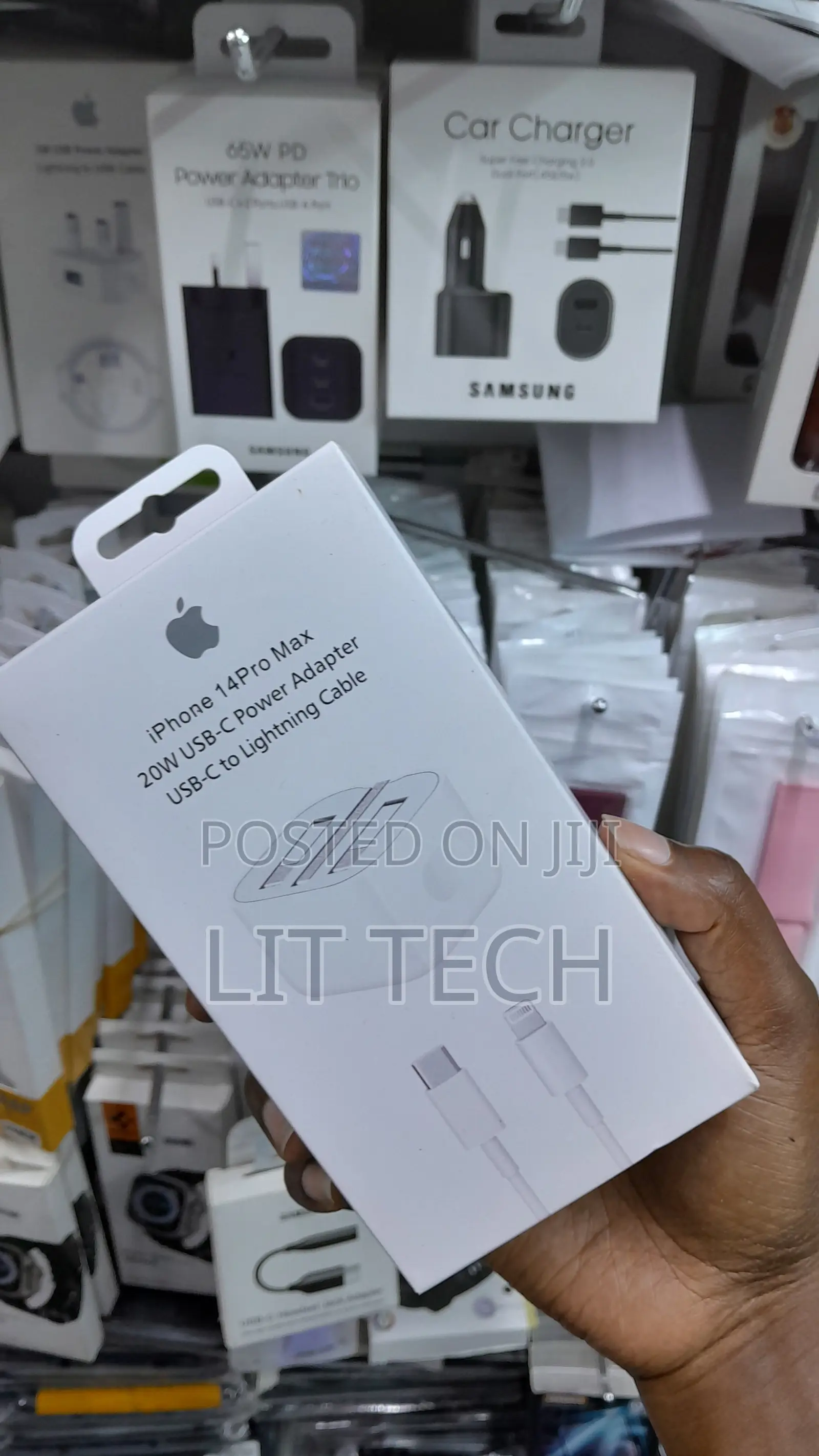 USB-C to Lightning iPhone 14 Pro Max Charger