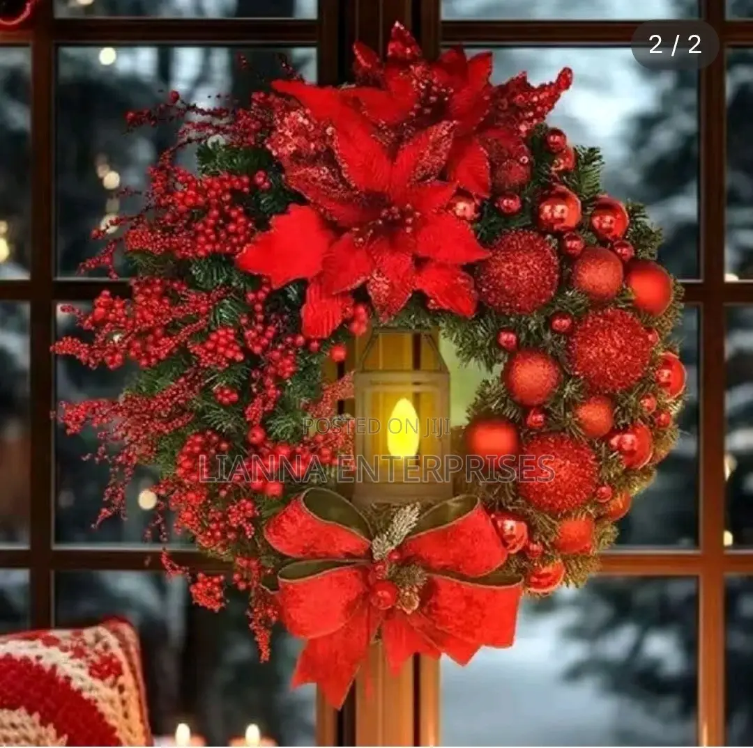 Christmas Wreath With Lamp