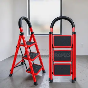 2,3,4 and 5 Step Folding Ladder Secure Steps for Indoor Maintenance
