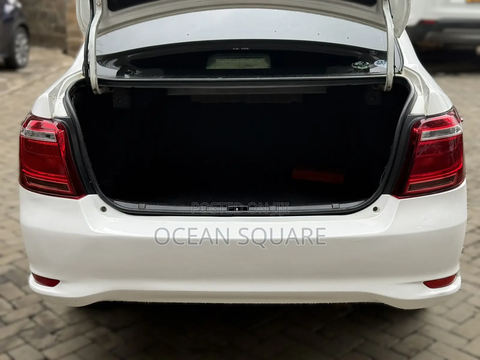 Toyota Axio 1.5 G 2WD 2015 White