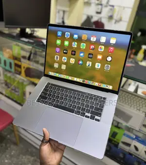 Laptop Apple MacBook Pro 2019 16GB Intel Core i9 SSD 512GB
