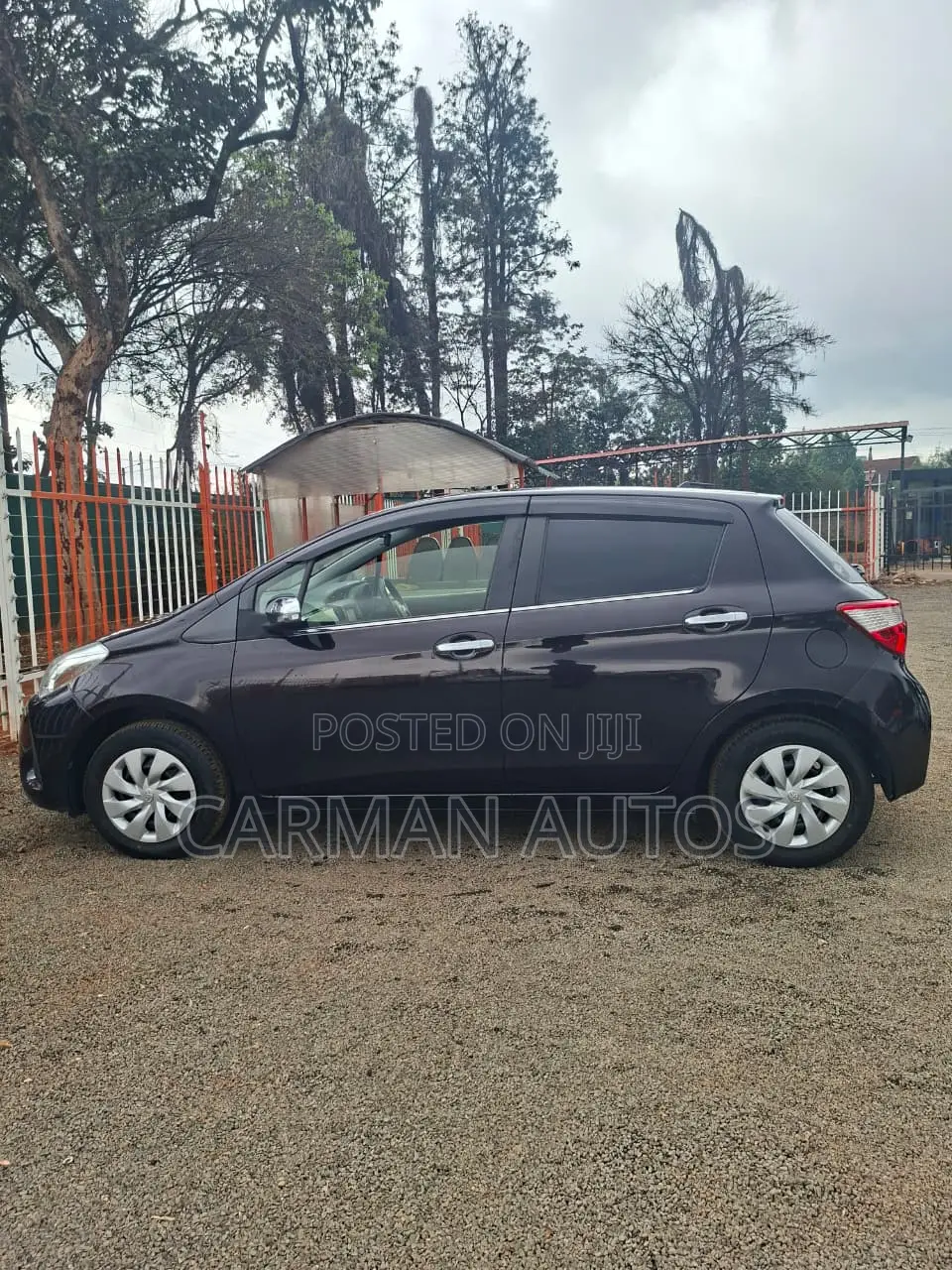 Toyota Vitz 1.0 FWD 5dr 2019 Purple