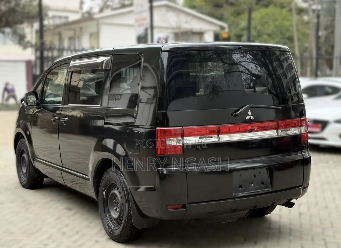 Mitsubishi Delica D:5 2019 Black