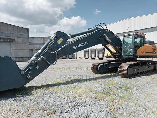 Hyundai Hx500L Excavator - thumbnail 2