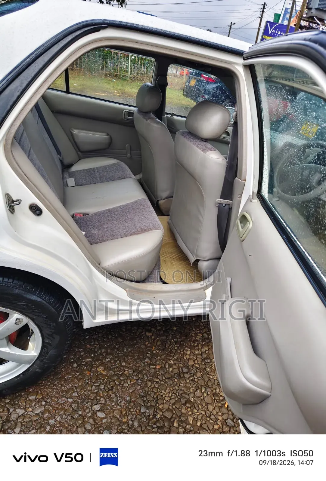 Toyota Corolla X 1.3 Automatic 2000 White