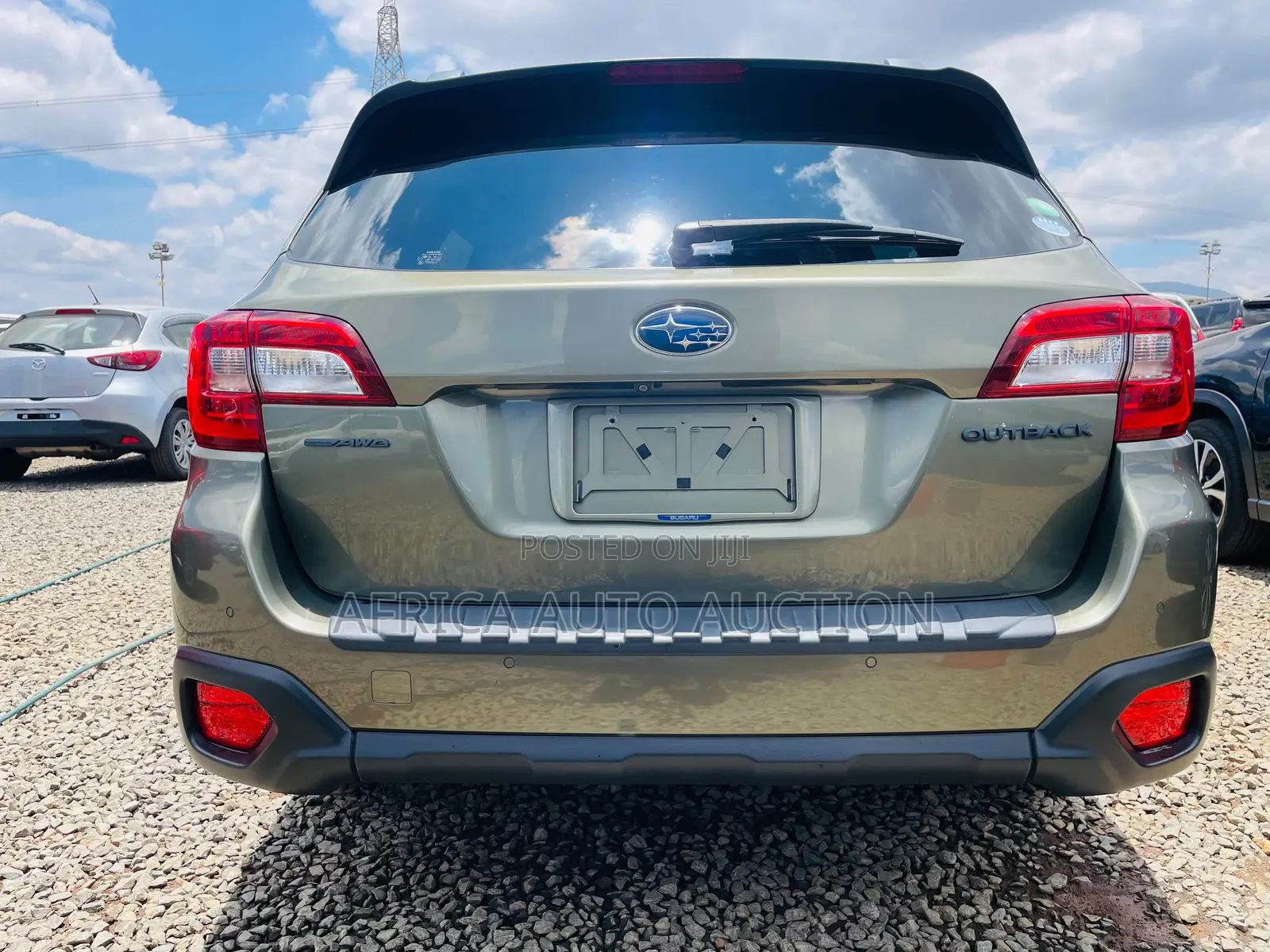 Subaru Outback 2.5i AWD 2019 Green