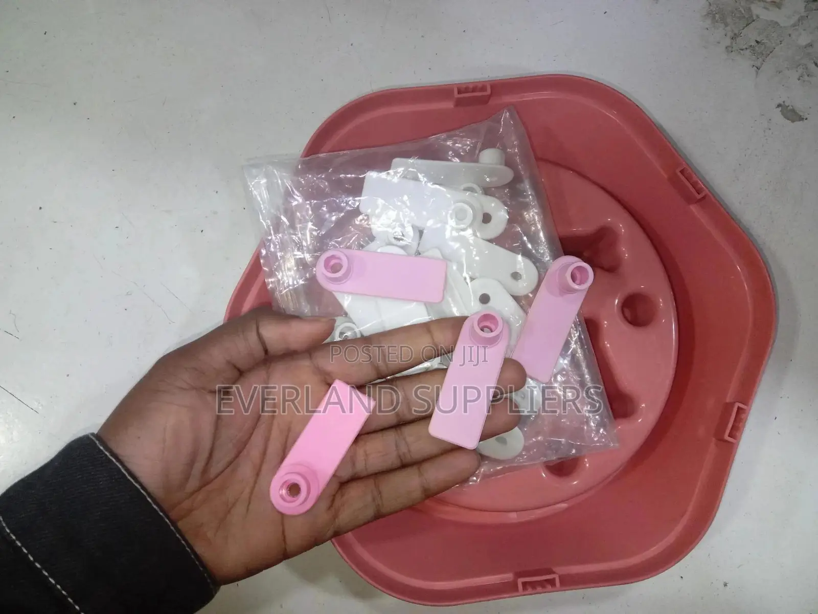 Eaar Tags - Organized Number Supply 100 PCS