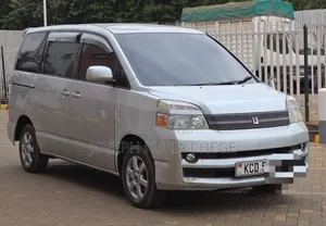 Toyota Voxy 2007 Silver
