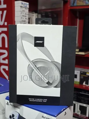 Bose Noise Cancelling Headphones 700