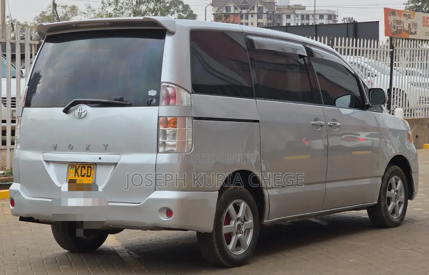 Toyota Voxy 2007 Silver